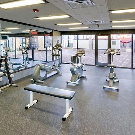 Wyndham Garden Oklahoma City Resort & Conference Hotel Near Airport, Fairgrounds Paycom & I40 Съоръжения снимка