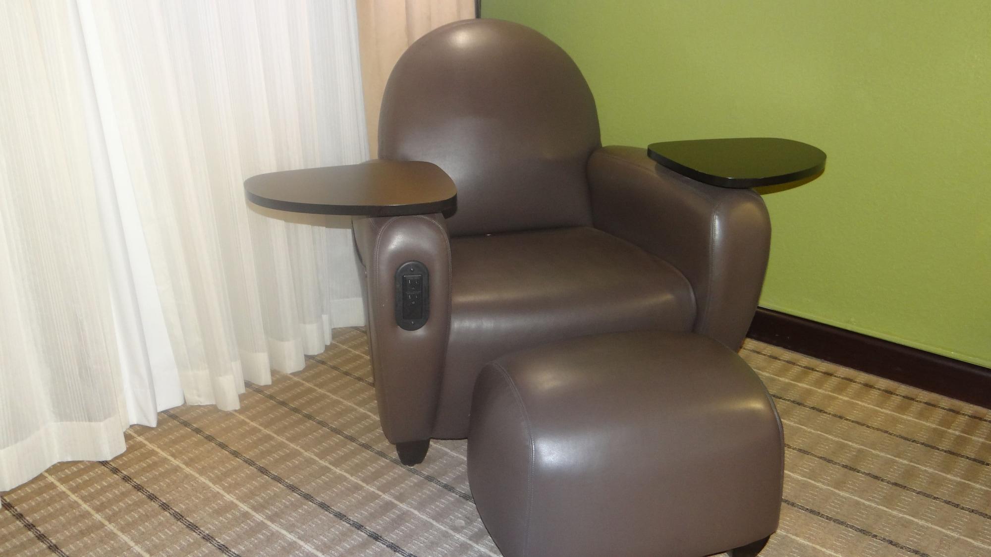 Wyndham Garden Oklahoma City Resort & Conference Hotel Near Airport, Fairgrounds Paycom & I40 Екстериор снимка