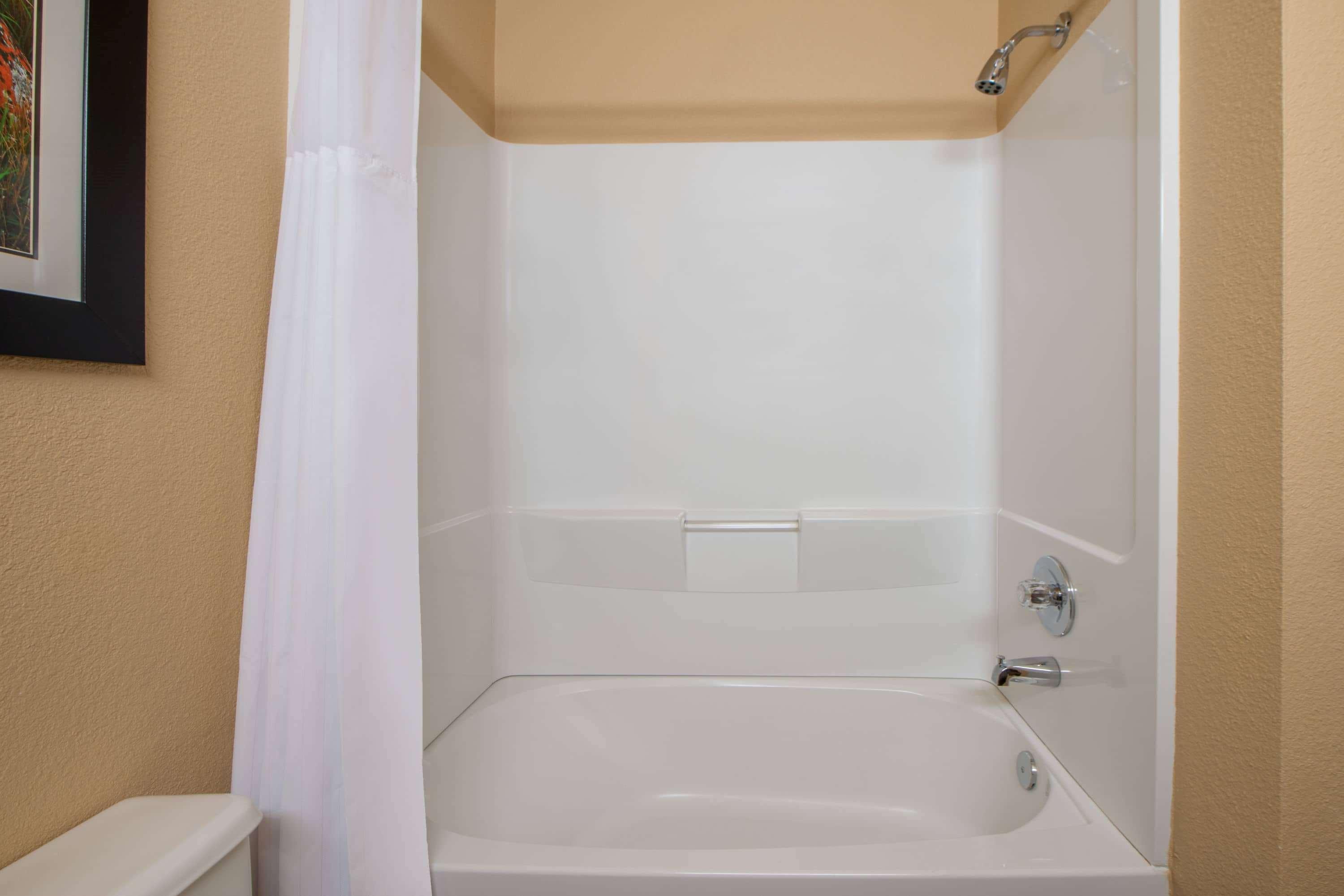 Wyndham Garden Oklahoma City Resort & Conference Hotel Near Airport, Fairgrounds Paycom & I40 Екстериор снимка