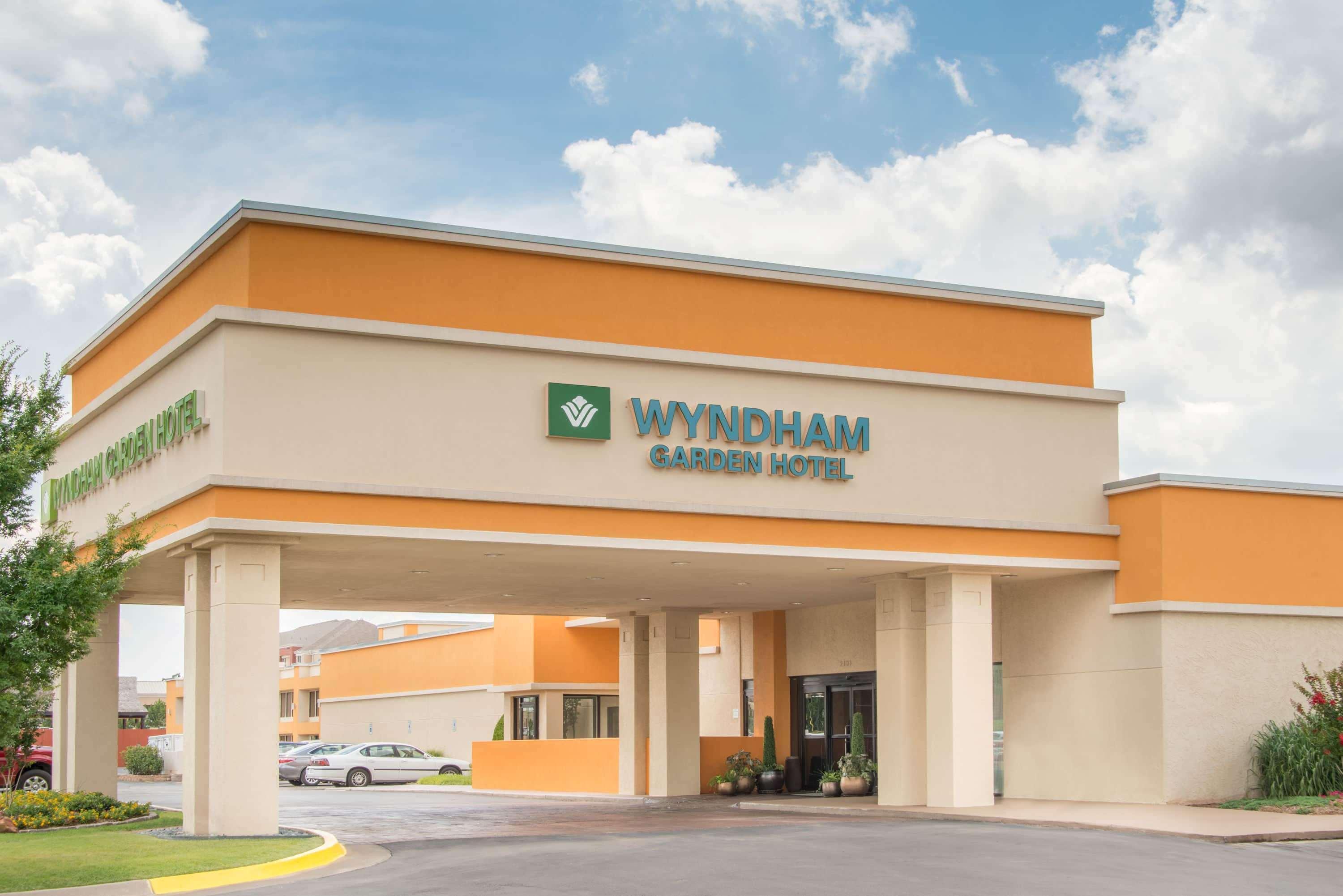 Wyndham Garden Oklahoma City Resort & Conference Hotel Near Airport, Fairgrounds Paycom & I40 Екстериор снимка