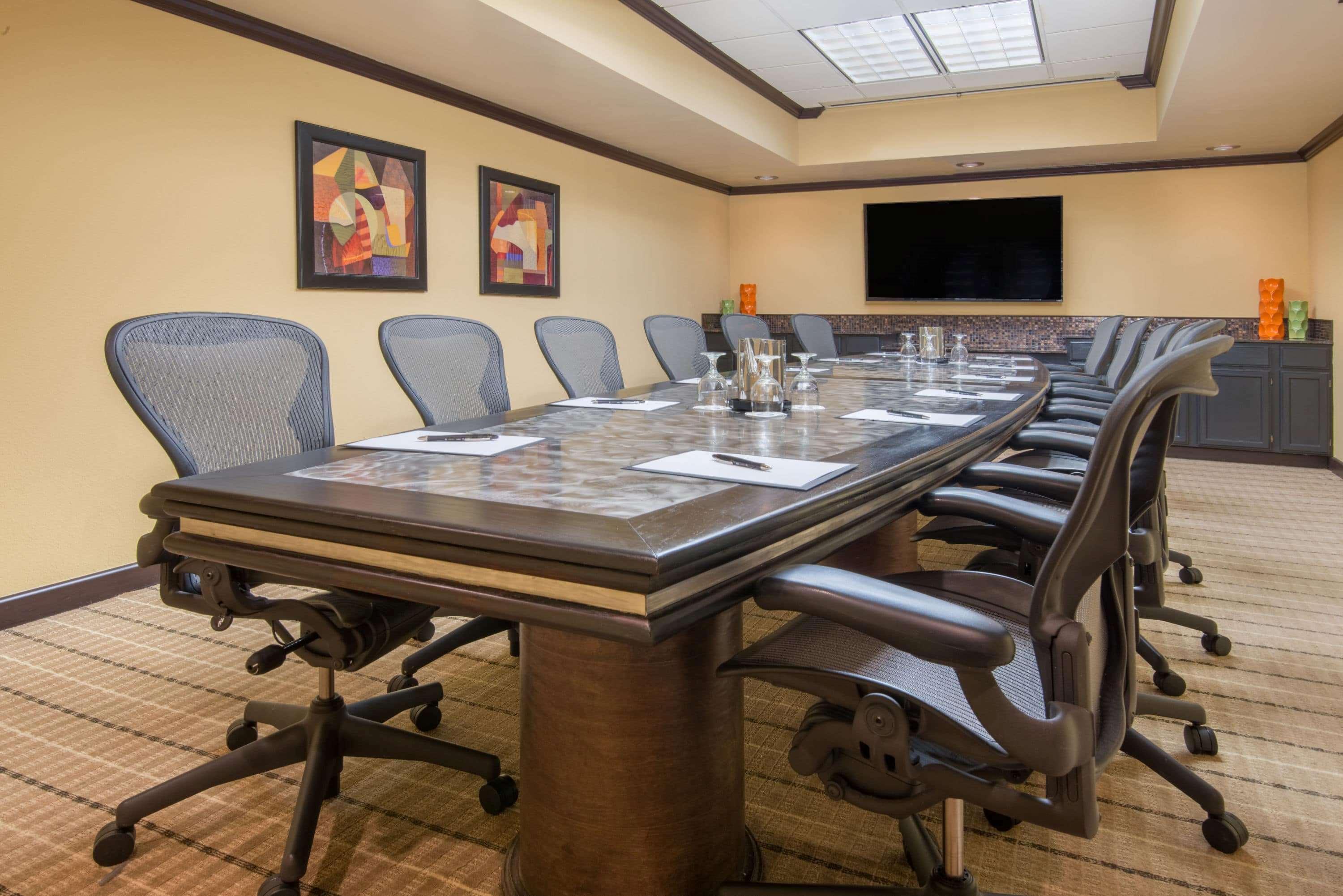 Wyndham Garden Oklahoma City Resort & Conference Hotel Near Airport, Fairgrounds Paycom & I40 Екстериор снимка