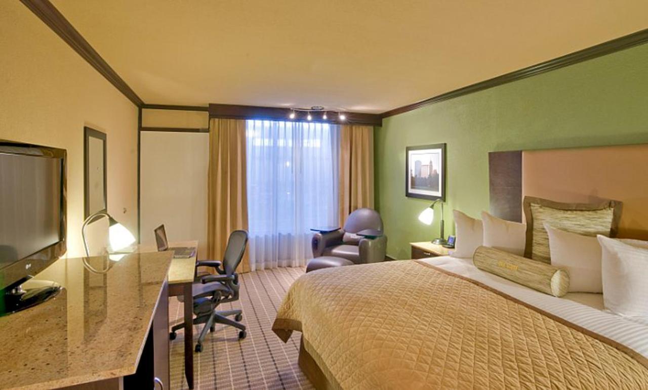 Wyndham Garden Oklahoma City Resort & Conference Hotel Near Airport, Fairgrounds Paycom & I40 Екстериор снимка