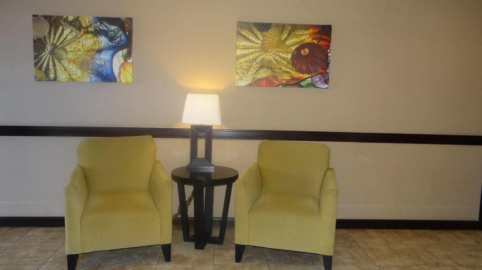 Wyndham Garden Oklahoma City Resort & Conference Hotel Near Airport, Fairgrounds Paycom & I40 Екстериор снимка