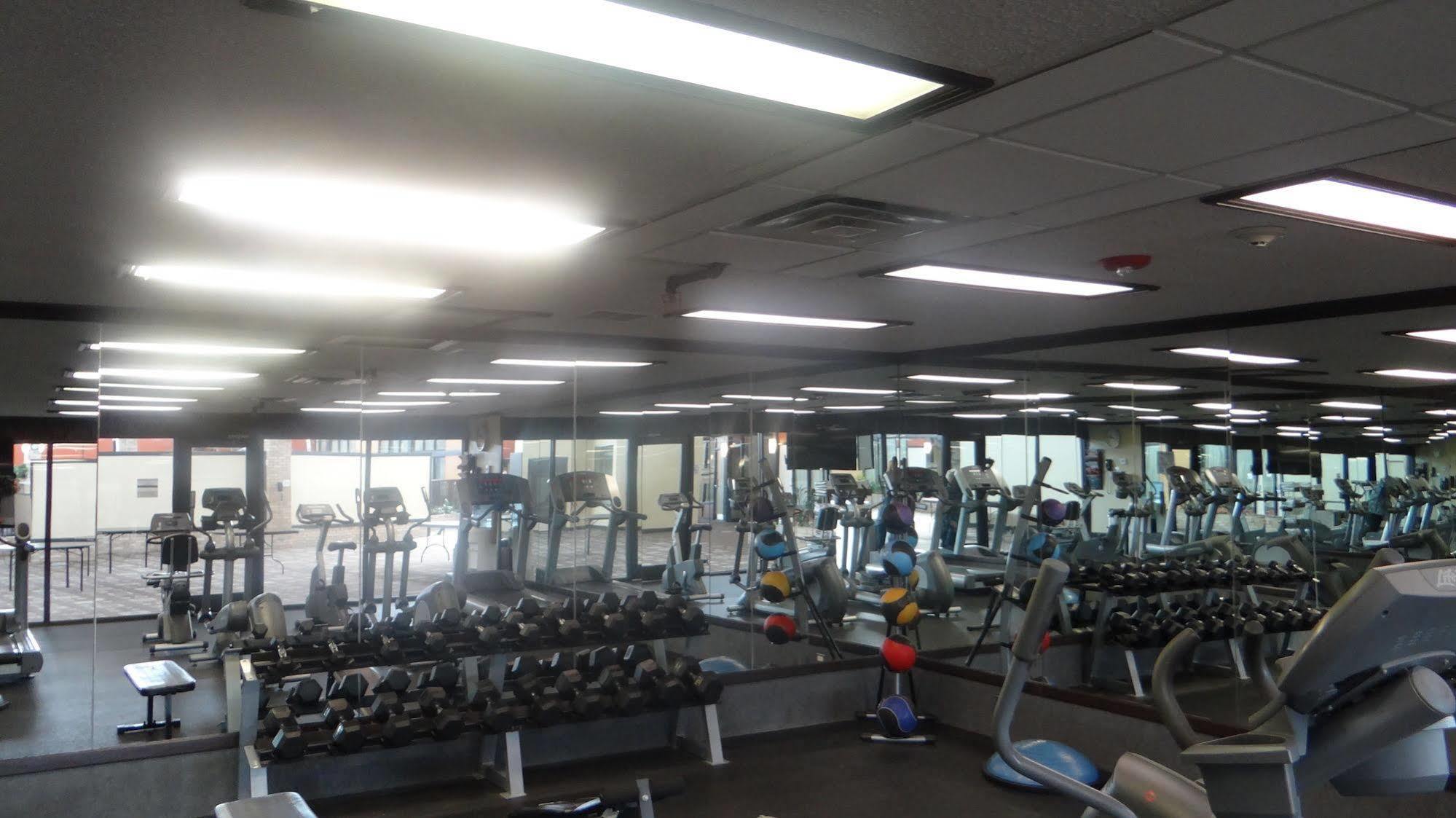 Wyndham Garden Oklahoma City Resort & Conference Hotel Near Airport, Fairgrounds Paycom & I40 Екстериор снимка